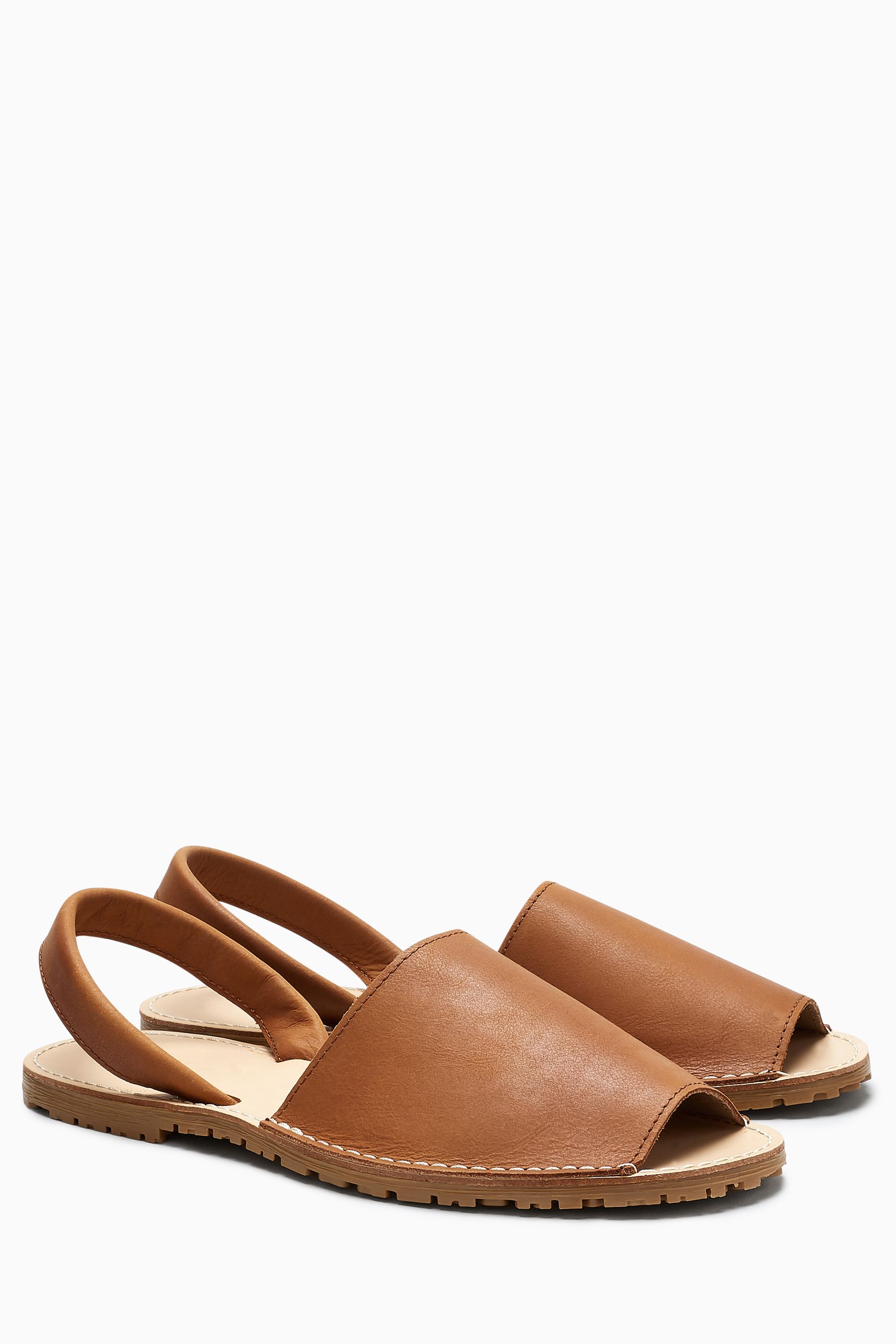 wide width beach sandals