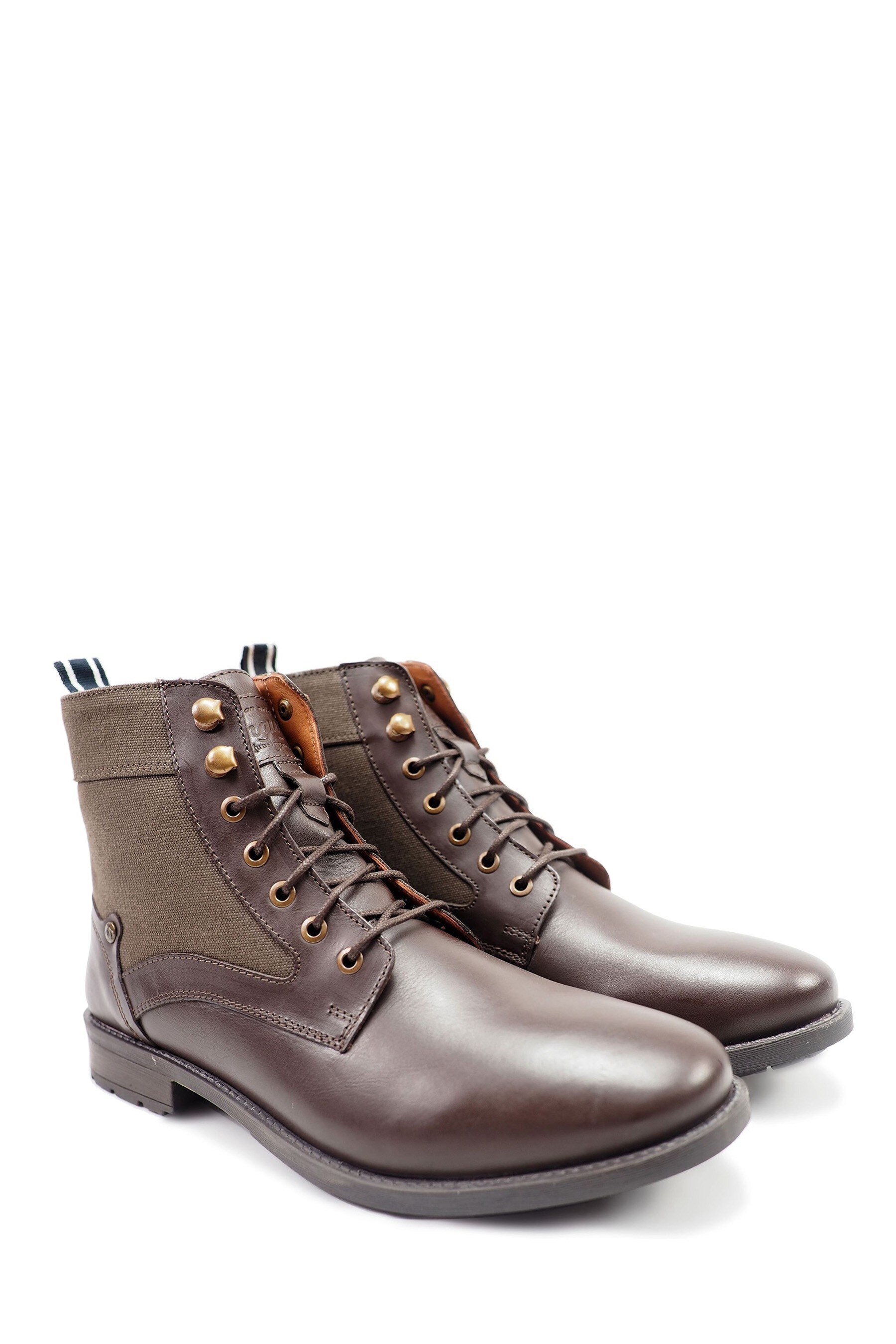 brown penguin boots